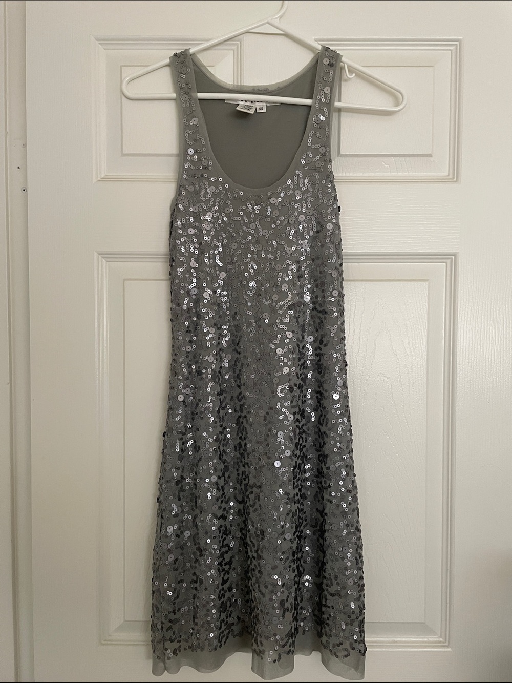 Max Studio Silver Sequin Sleeveless Party Dress size XS